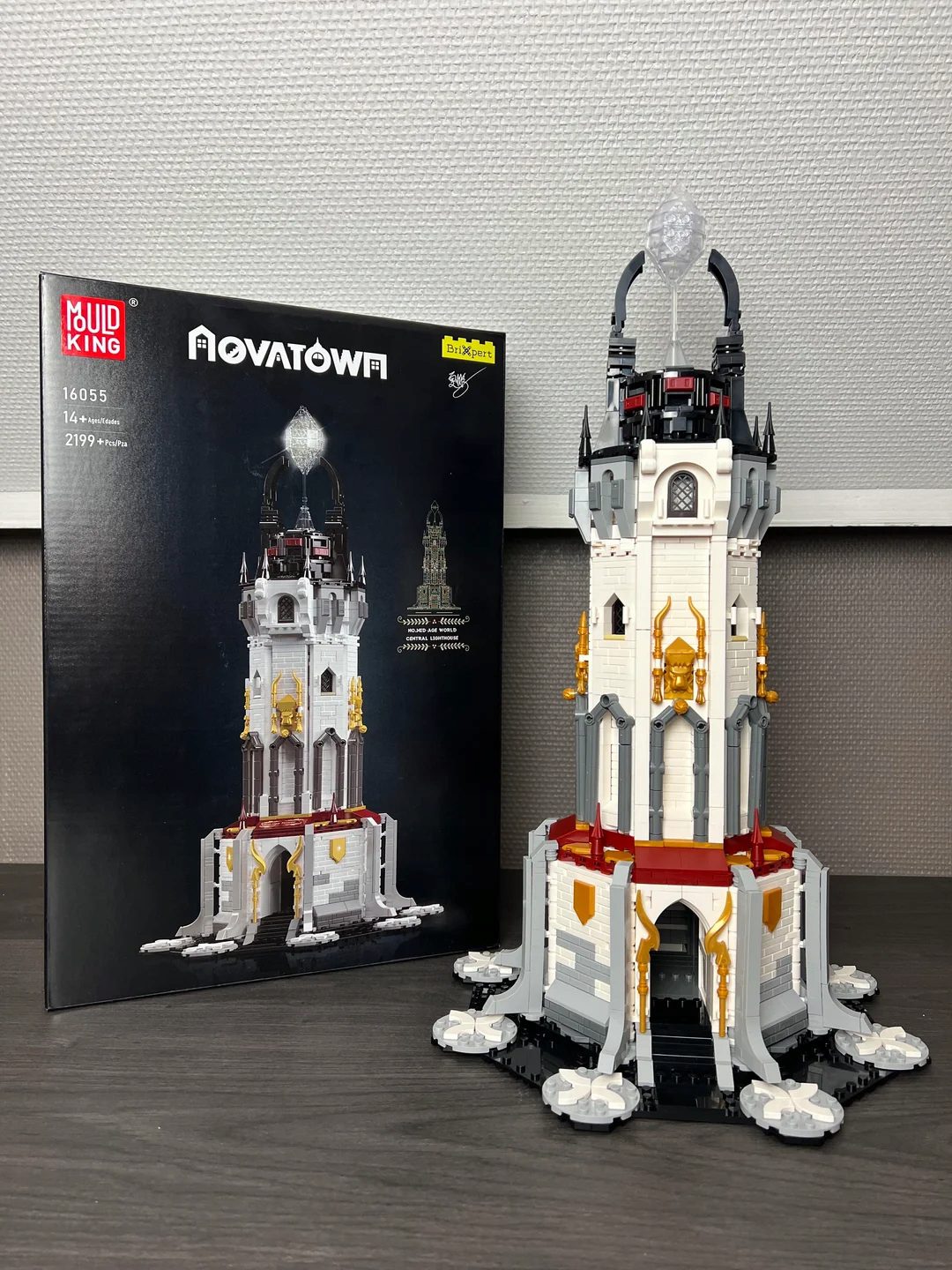 Klocki Mould King 16055 Średniowieczna Latarnia Morska LED 2199el. - obrazek 2