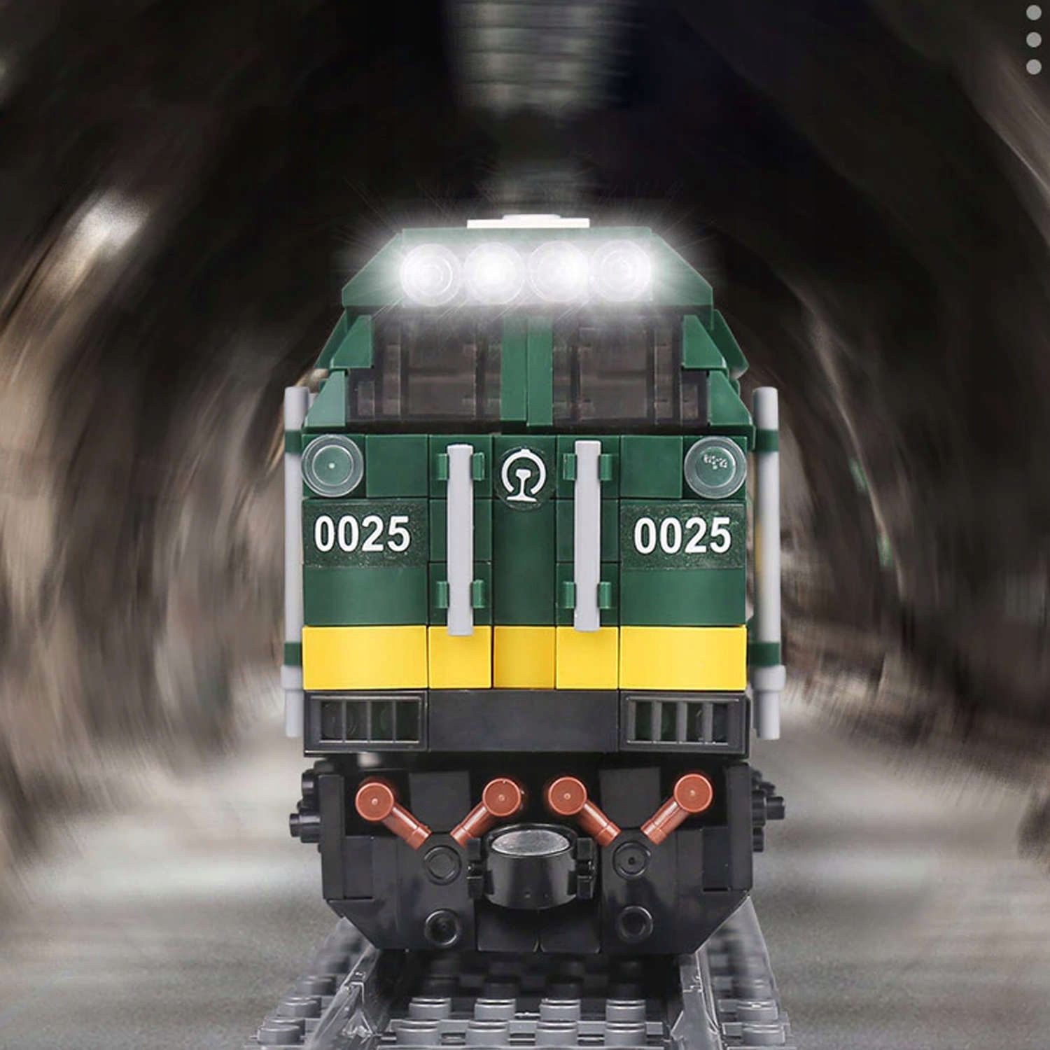 Klocki Mould King 12001 Zdalnie Sterowany Pociąg Kolejka NJ2 Diesel 2086 el. - obrazek 15