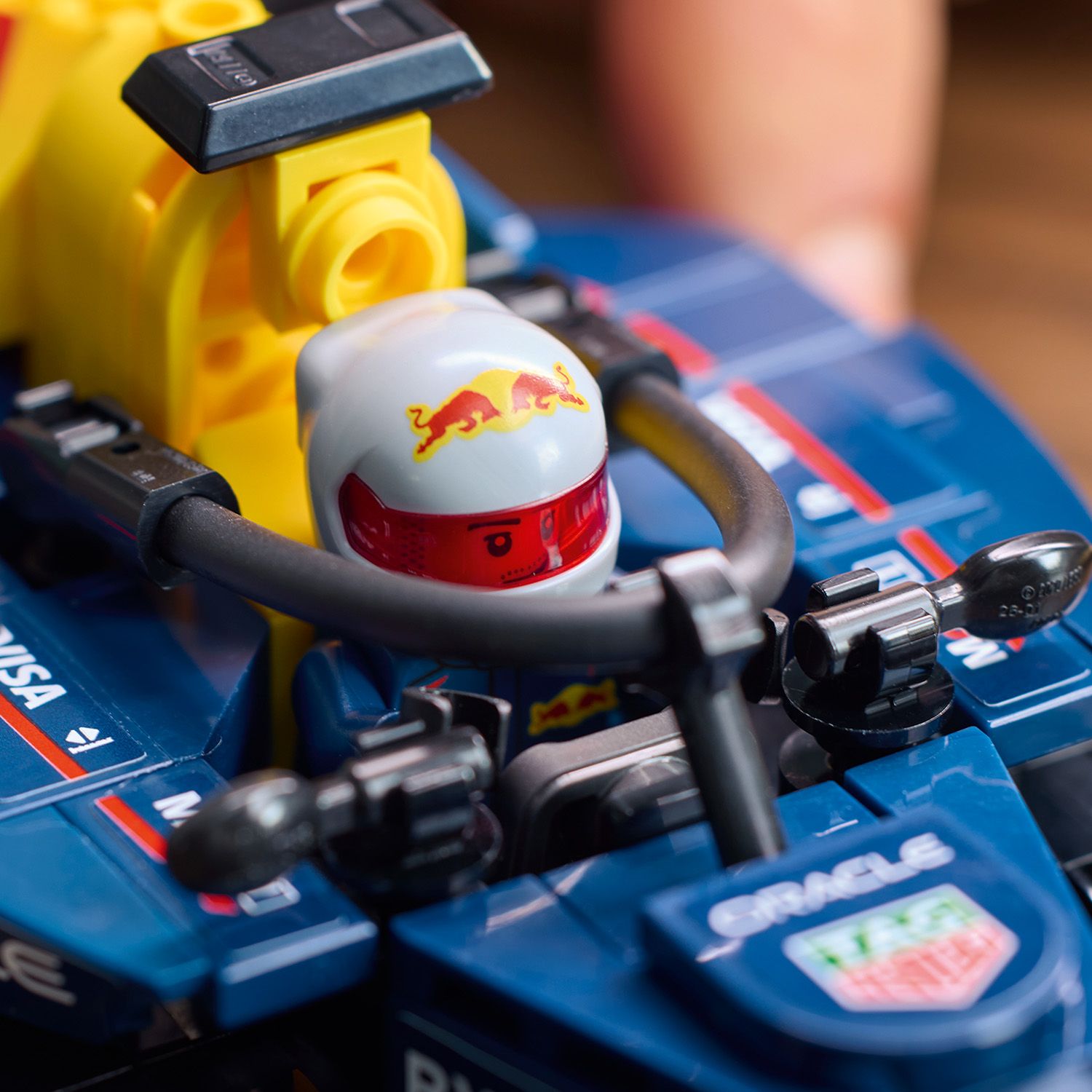 Lego Speed Champions 77243 Bolid F1 Oracle Red Bull Racing 251 el. - obrazek 9