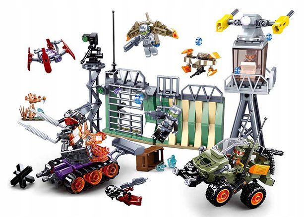 Klocki Sluban M38-B0912 Szturm na Kosmiczną Bazę Wojskową 501 el. - obrazek 2