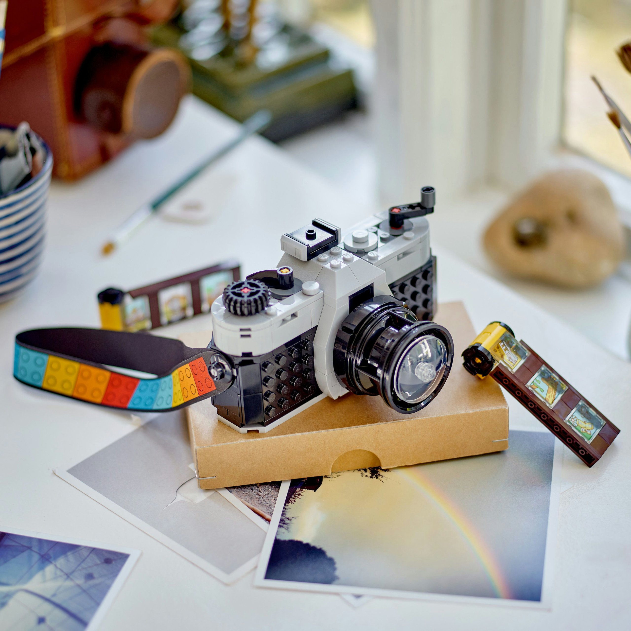 Klocki LEGO 31147 Creator 3 w 1 Retro Aparat 261 el. - obrazek 8
