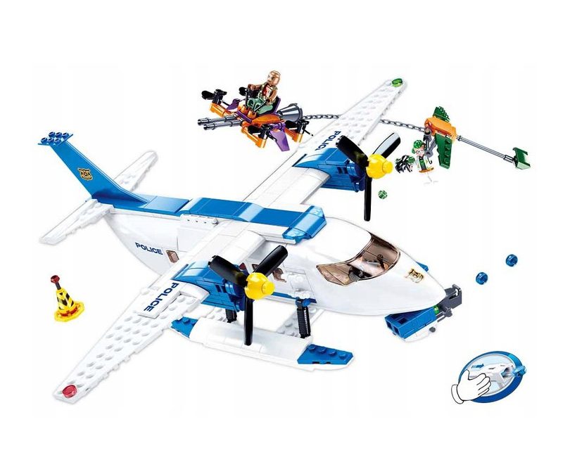 Złożony z klocków Sluban M38-B0826 duży, policyjny hydroplan (wodny samolot) obok policyjnej łodzi pontonowej i trzech figurek.