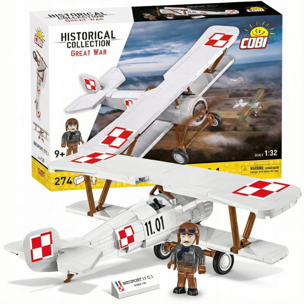 Model polskiego samolotu myśliwskiego Nieuport 17C.1 z klocków Cobi 2998 w skali 1:32 z polskimi szachownicami i figurką pilota.